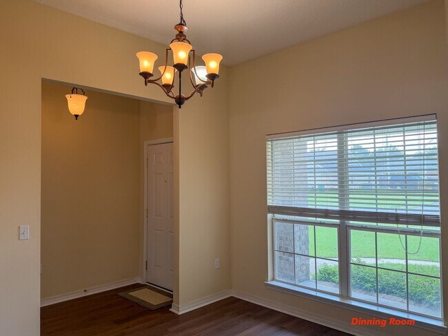 Foto del edificio - 5442 E Brook Dr