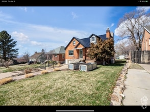 Building Photo - 1736 26th St