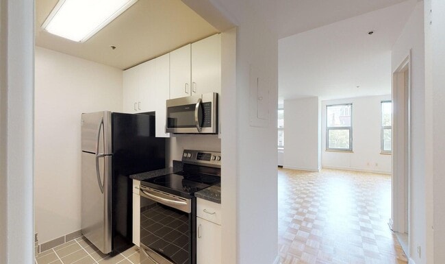 Interior Photo - Canterbury Green