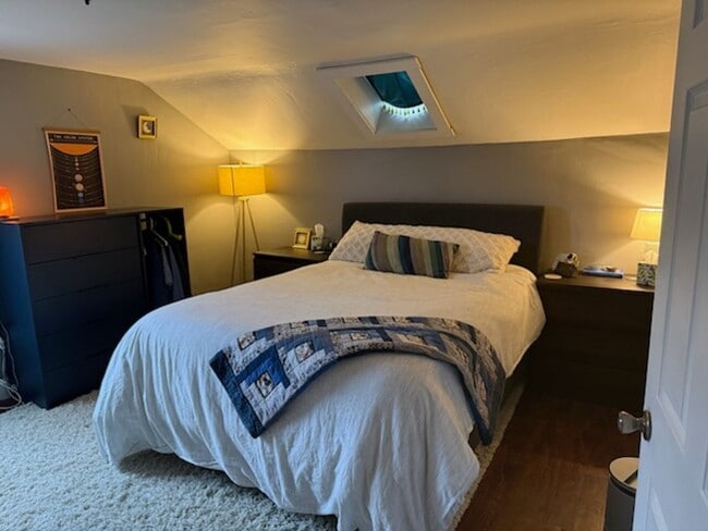 Photo - 11AKR Apartment