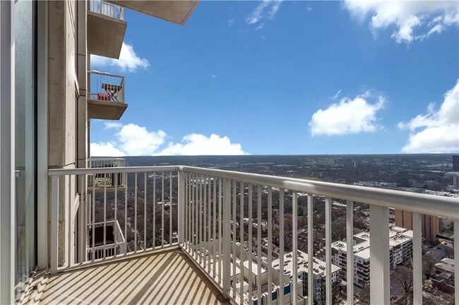 Foto del edificio - 855 Peachtree St NE