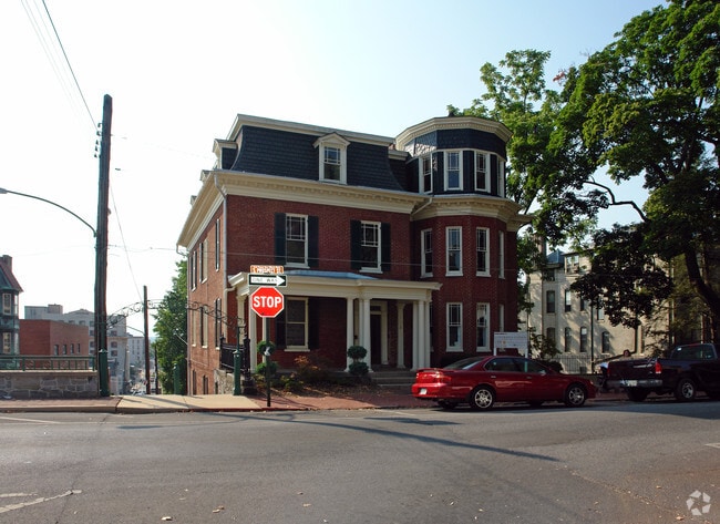102 S Prospect St Hagerstown Md 21740 Apartments Primary Photo 102 S Prospect St