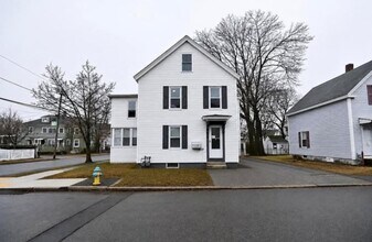Building Photo - 51 Blossom St