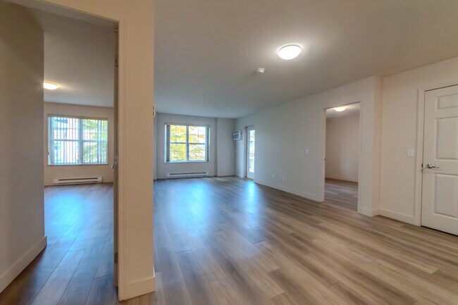 Building Photo - Mill Creek Estates