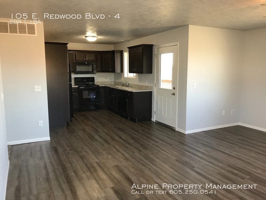 105 E Redwood Blvd Unit 4, Brandon, SD 57005 Room for Rent in Brandon, SD