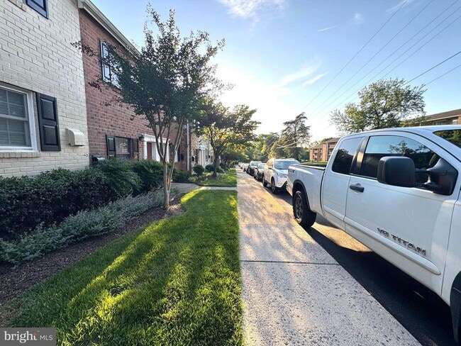 Building Photo - 11109 Littlebrook Ln