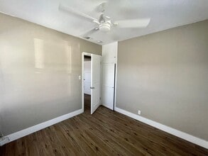 Building Photo - 1762 Gardenia Ave