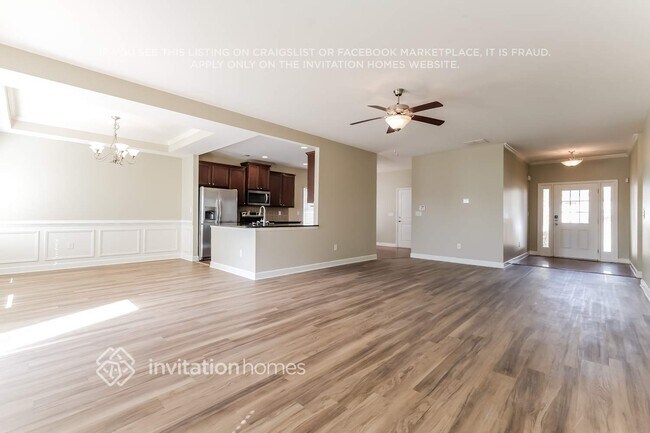 Foto del edificio - 4457 Links Blvd