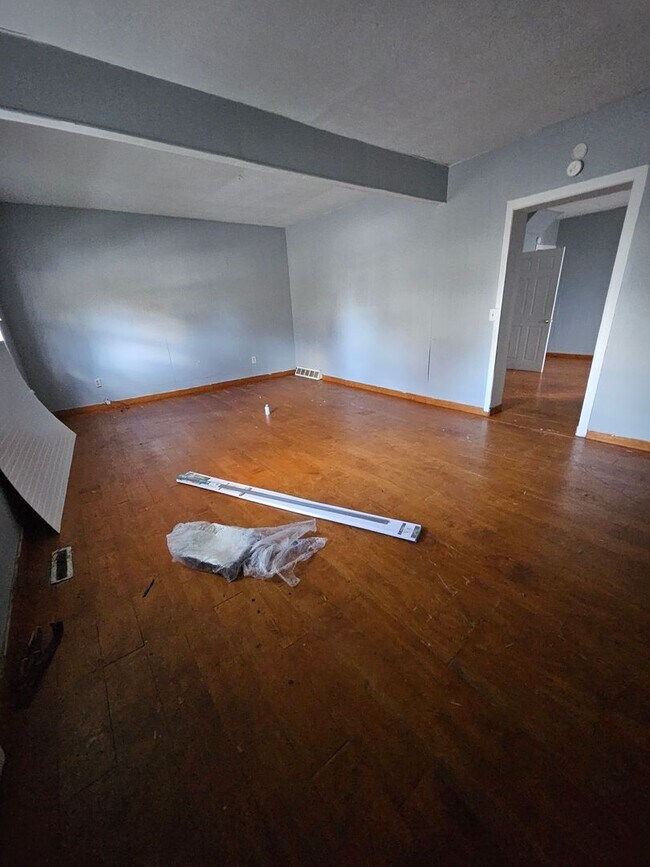 Foto del edificio - 4 bedroom single family home