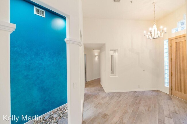 Foto del edificio - 3 br, 2 bath House - 10227 E. Gold Dust Ave.