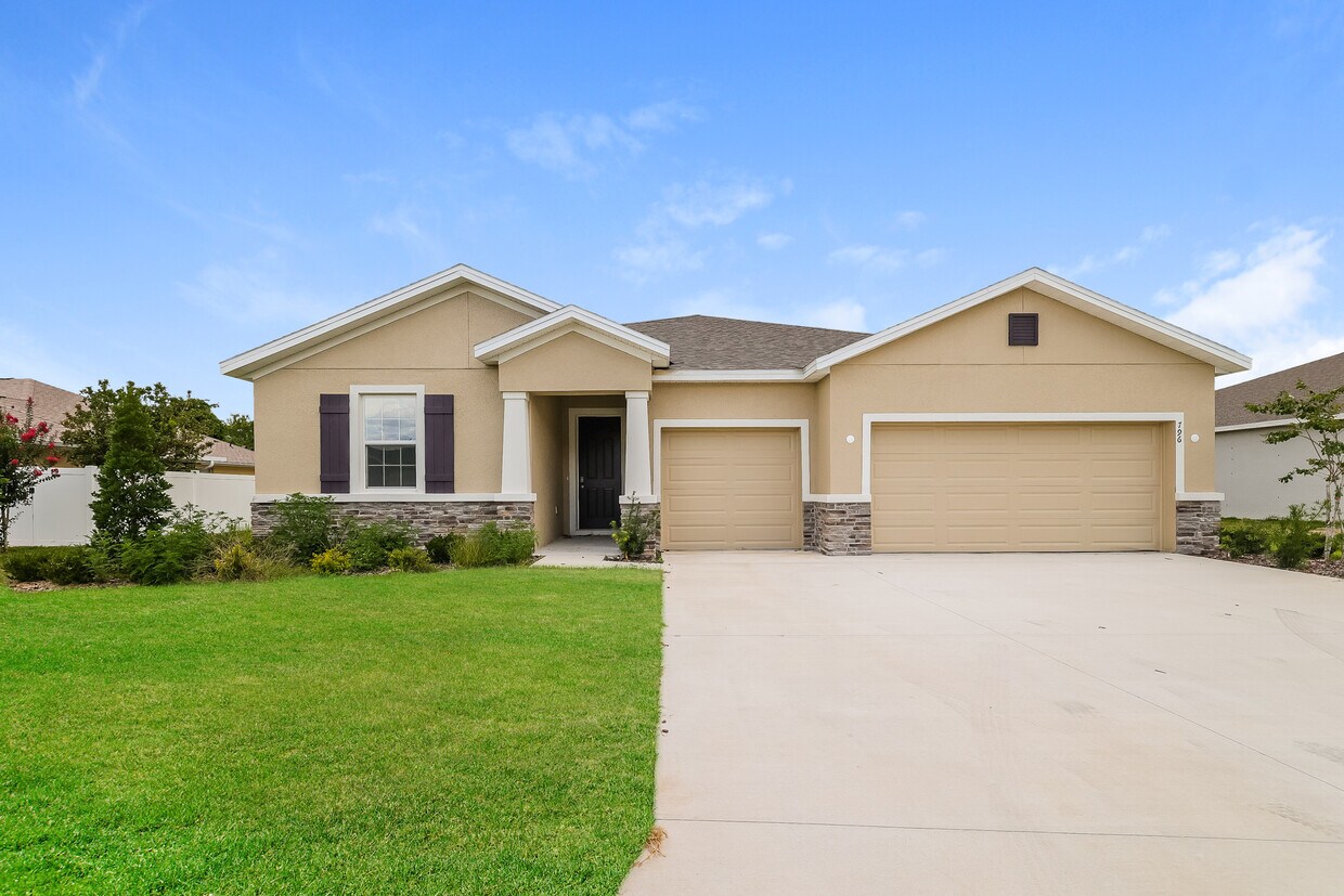 796 SE 66th Terrace House for Rent in Ocala, FL