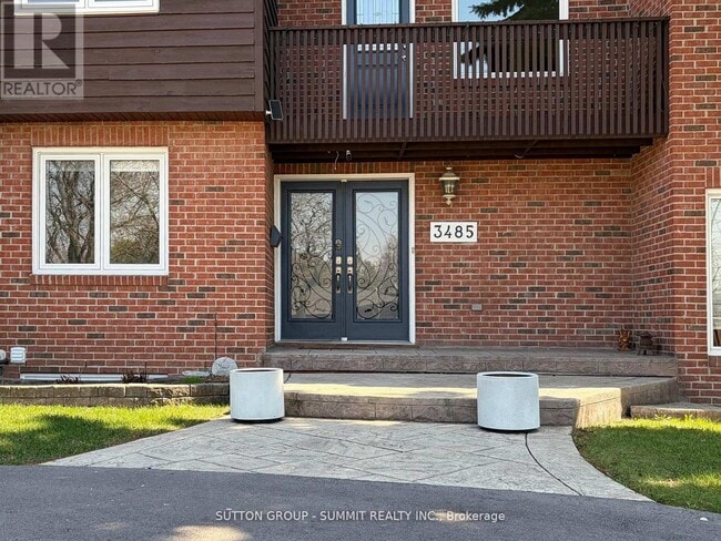 Building Photo - 3485 Cawthra Rd