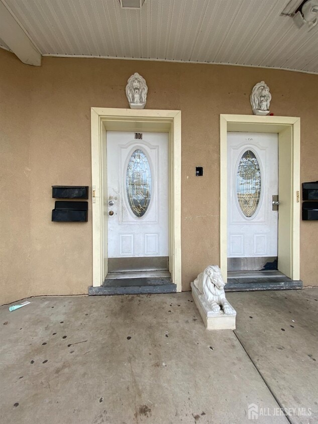 Foto principal - 98 Catalpa Ave