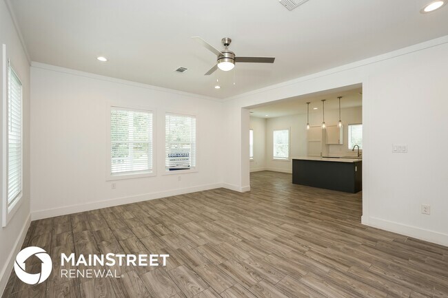Foto del edificio - 2910 Wilhurt Ave