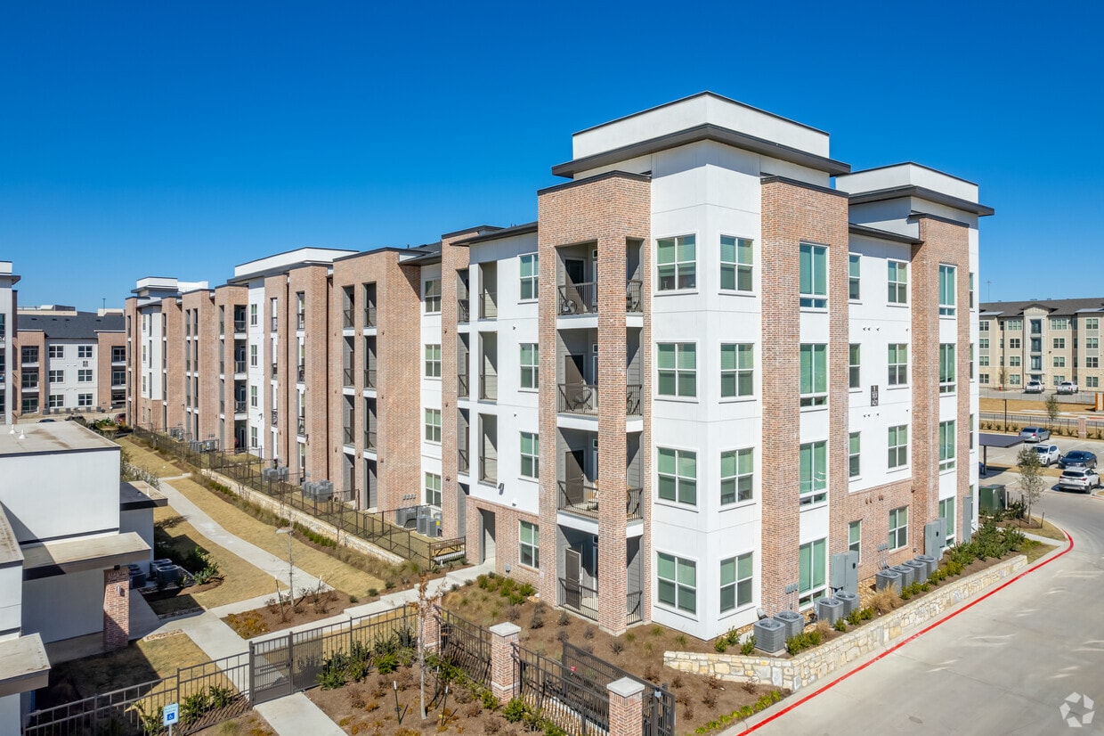 Bellrock La Frontera - 16304 Fm 1325 Austin, TX 78728 | Apartments.com
