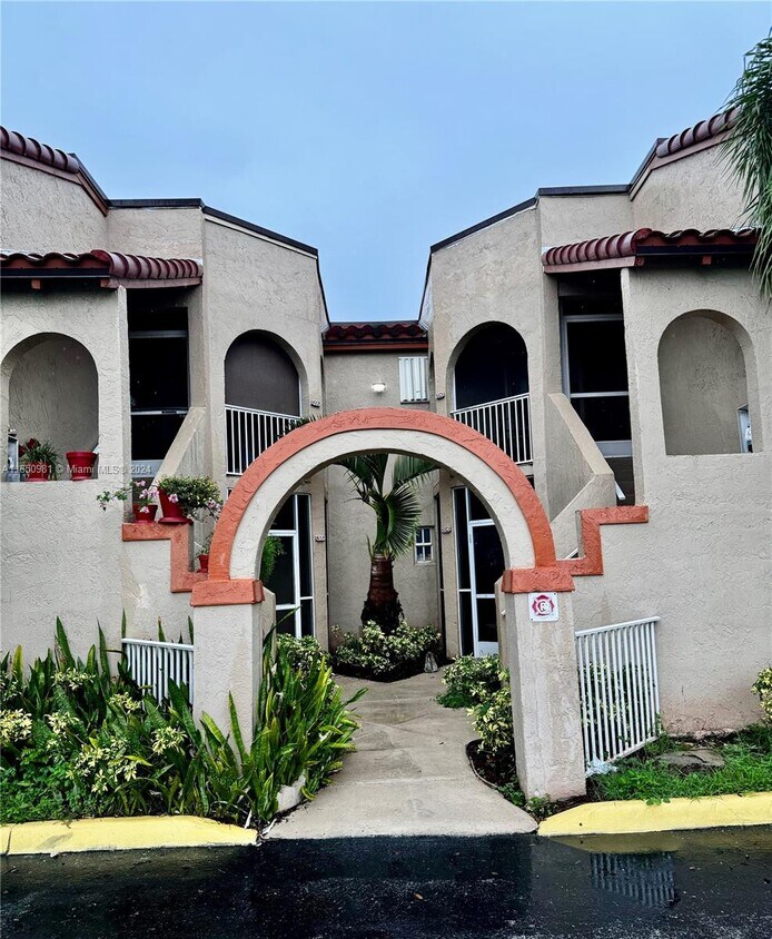 Foto principal - 333 SW 86th Ave
