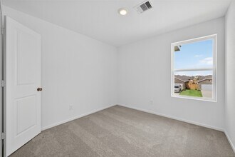 Building Photo - 29023 Grazing Plns Ln