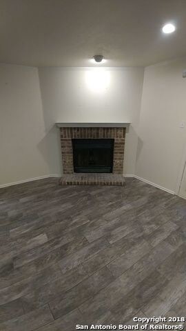 Building Photo - 10955 Wurzbach Rd