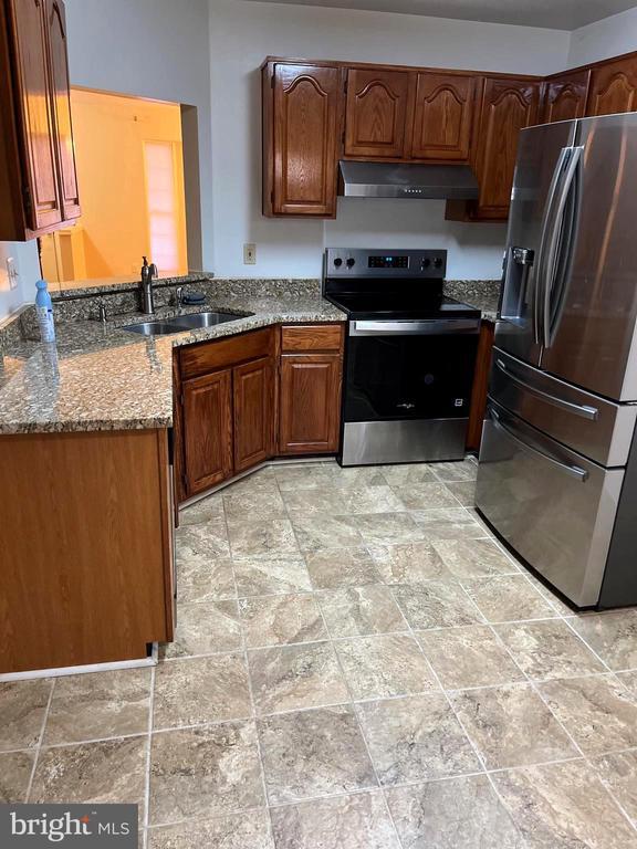 Foto del edificio - 33 Hiddencreek Ct