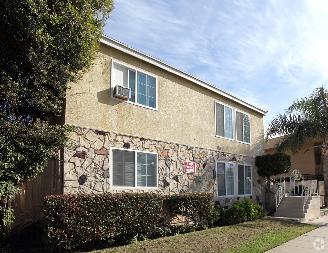 Building Photo - 1018 Coronado Ave