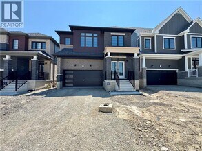 Building Photo - 63 Picard St