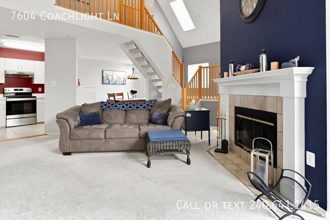 Foto del edificio - 7604 Coachlight Ln