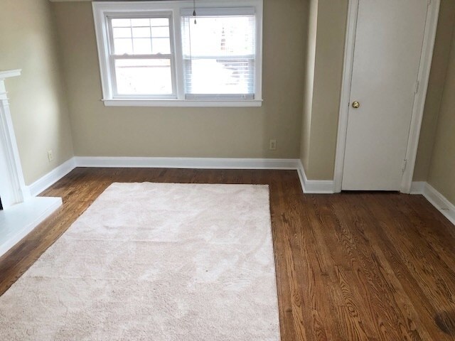 Living Room - 1625 Quarrier St