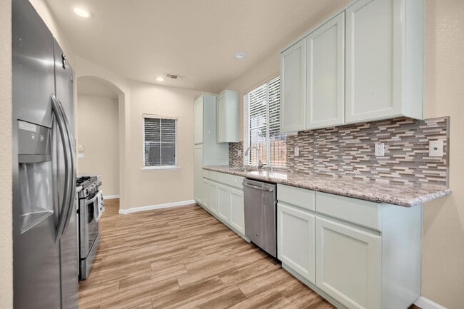 Foto del edificio - 3355 Seymour Ct