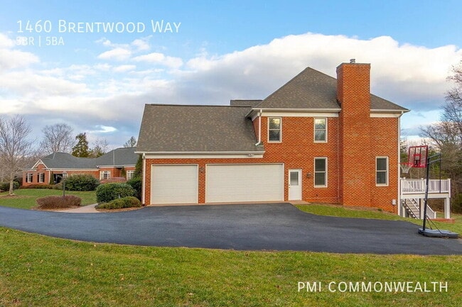 Building Photo - 1460 Brentwood Way
