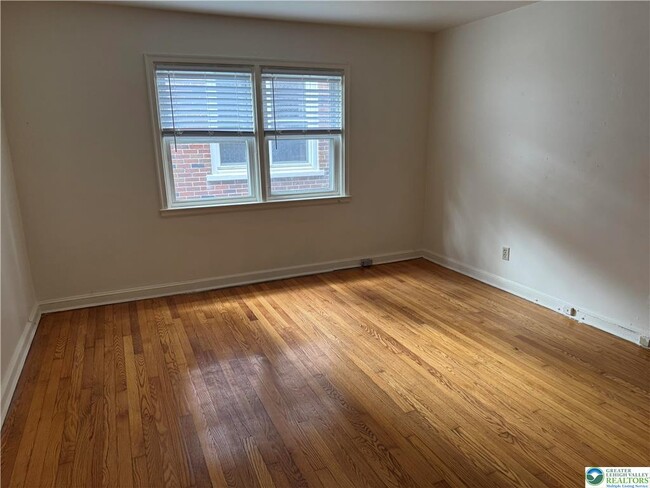 Foto del edificio - 2228-2236 W Allen St