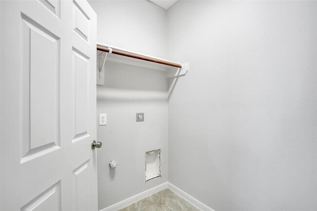 Foto del edificio - 210 Glencarry Trail