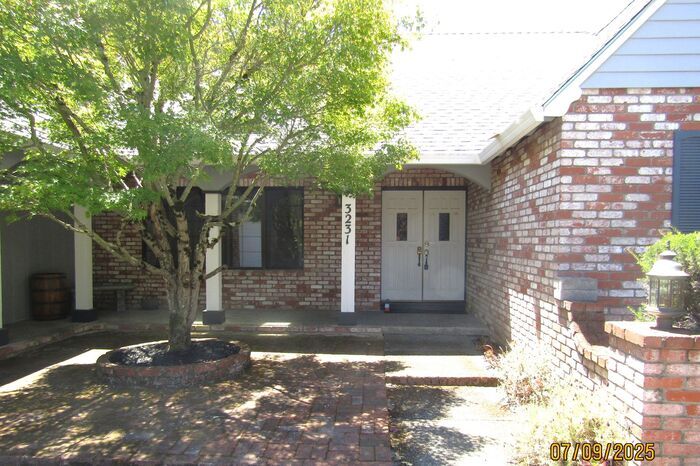 Foto principal - Beautiful Single Story Home in Great Santa...