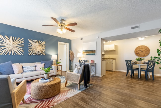 Photo - Hawthorne at New Centre Apartments