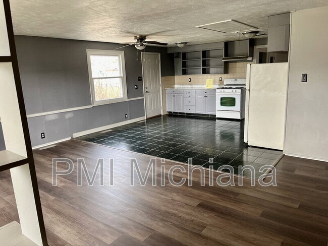 Building Photo - 3407 Kent Ln