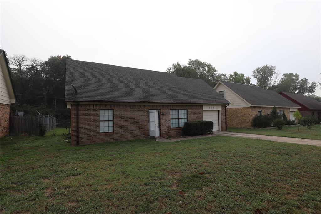 Primary Photo - 272 Buttercup Ln