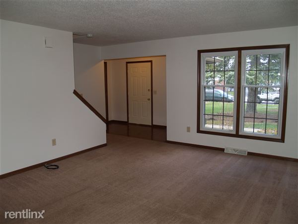 Building Photo - 2165 Winterset Dr