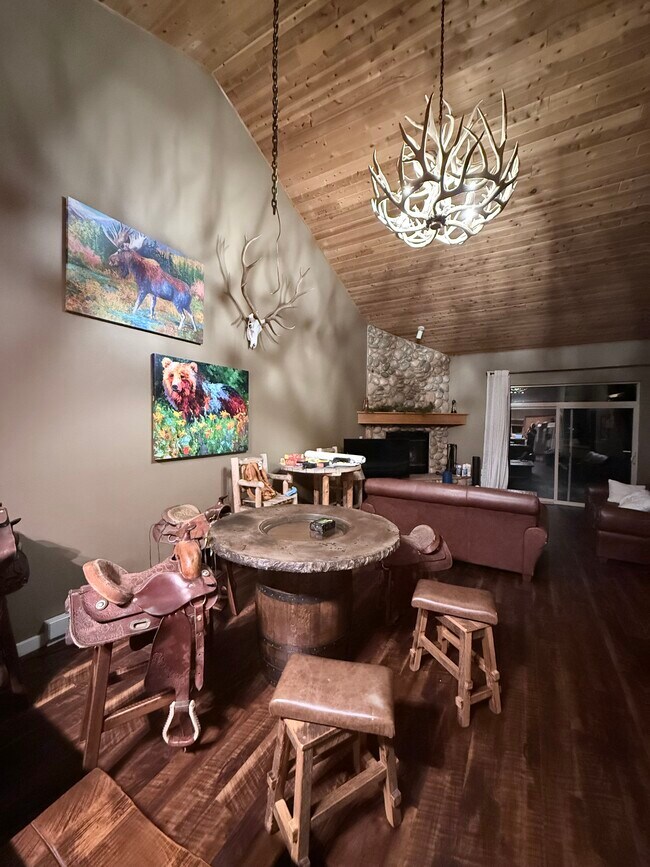 Building Photo - 130 Starlight Dr