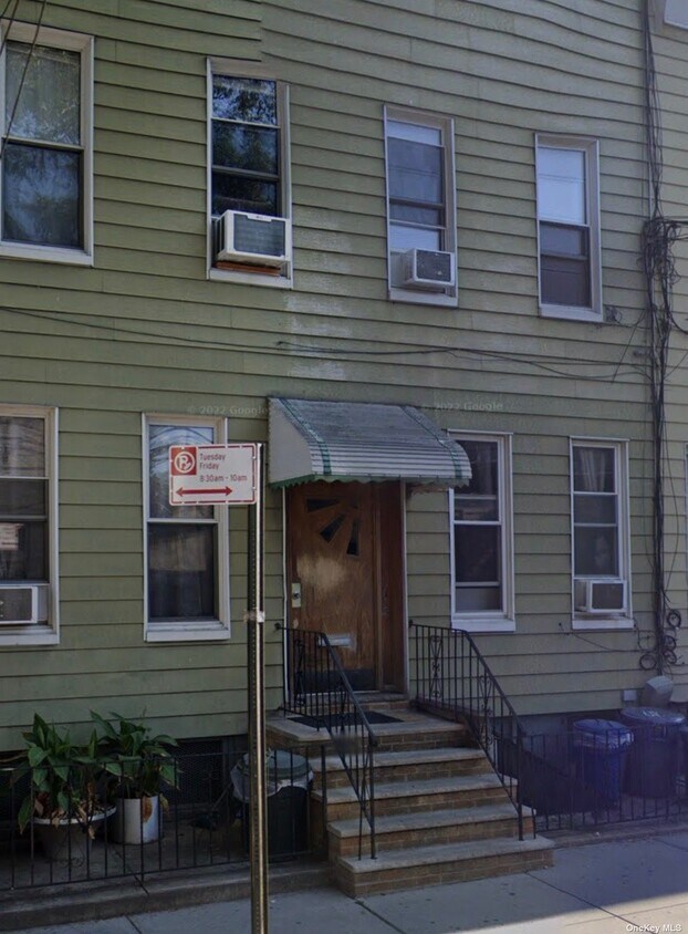 603 Fairview Ave Unit 1, Queens, NY 11385 Room for Rent in Queens, NY