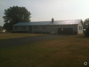 Building Photo - 149 Moose Lodge Rd