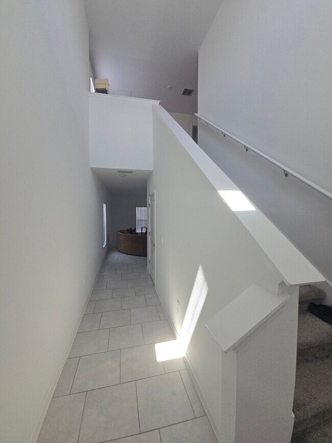 Building Photo - 4 bed 2.5 bath home built in 2024