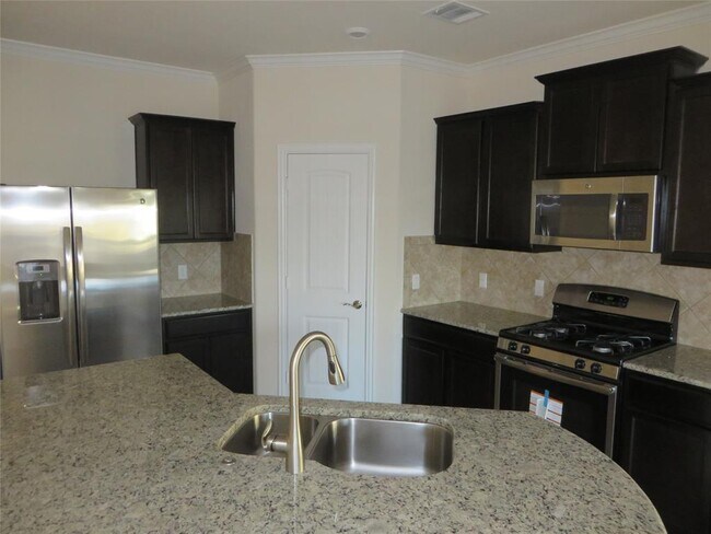 Foto del edificio - 1220 Gaviota Ln