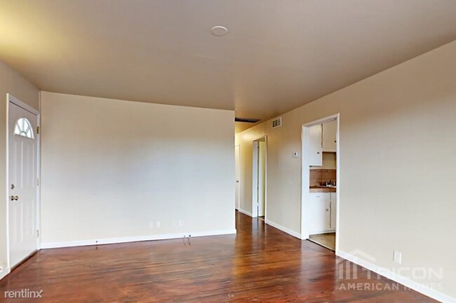 Building Photo - 3318 Tennessee St