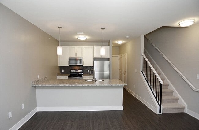 Topaz Style Floor Plan Kitchen - Quarry at River North