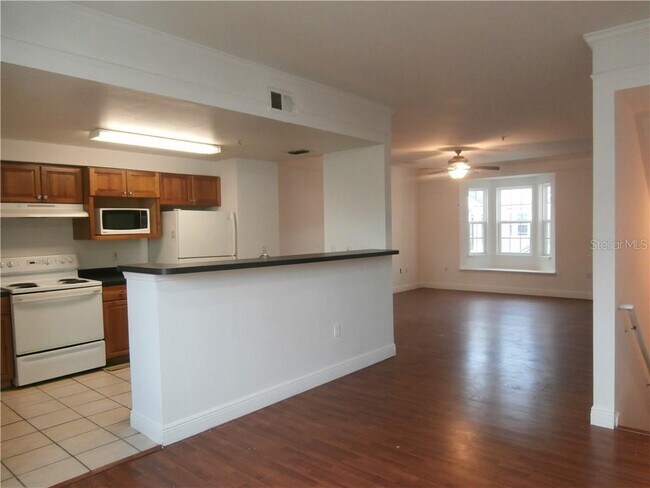 Foto del edificio - 6550 Time Square Ave