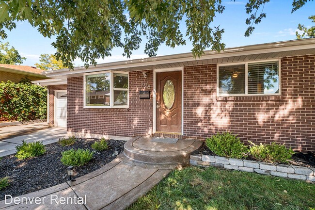 Building Photo - 3 br, 3 bath House - 308 Iowa Dr