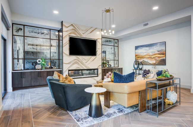 Building Photo - The Flynn at Live Oak