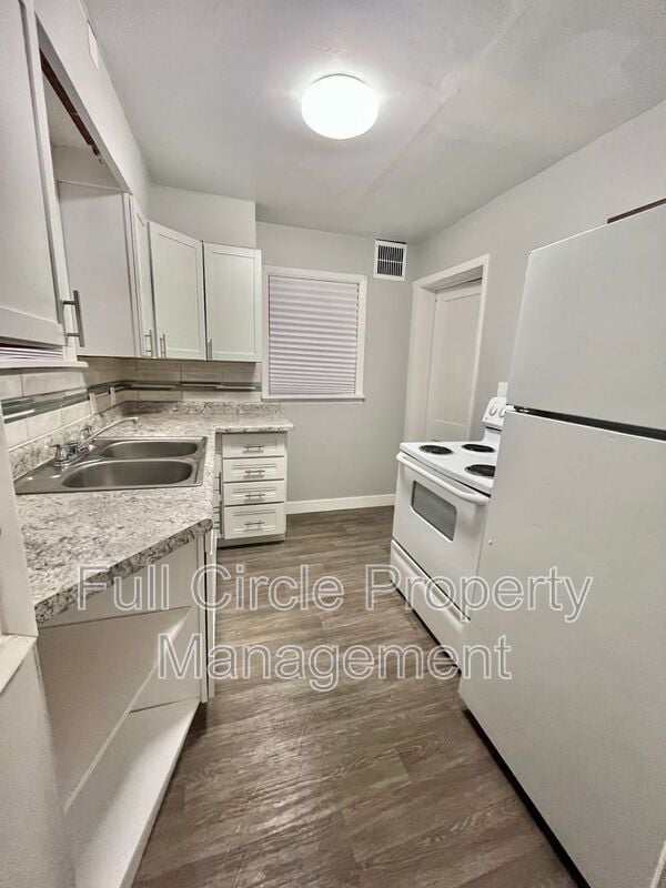 Building Photo - 2577 Ida St