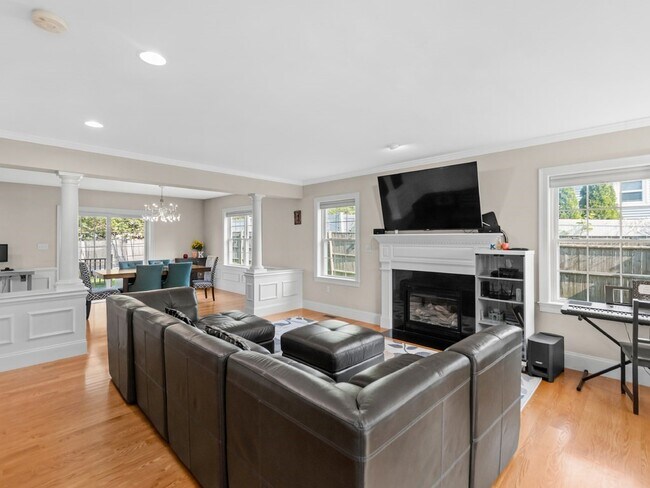 Foto del edificio - 22 Wellesley Ave