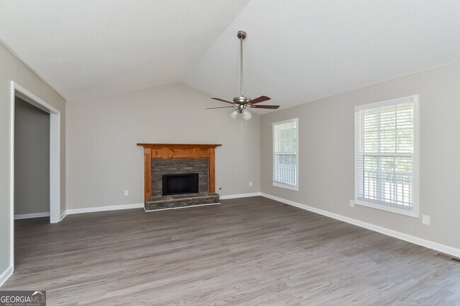 Building Photo - 63 Fielding Grove Dr