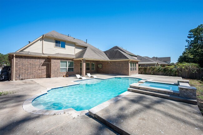 Foto del edificio - 12955 Lake Parc Bend Drive